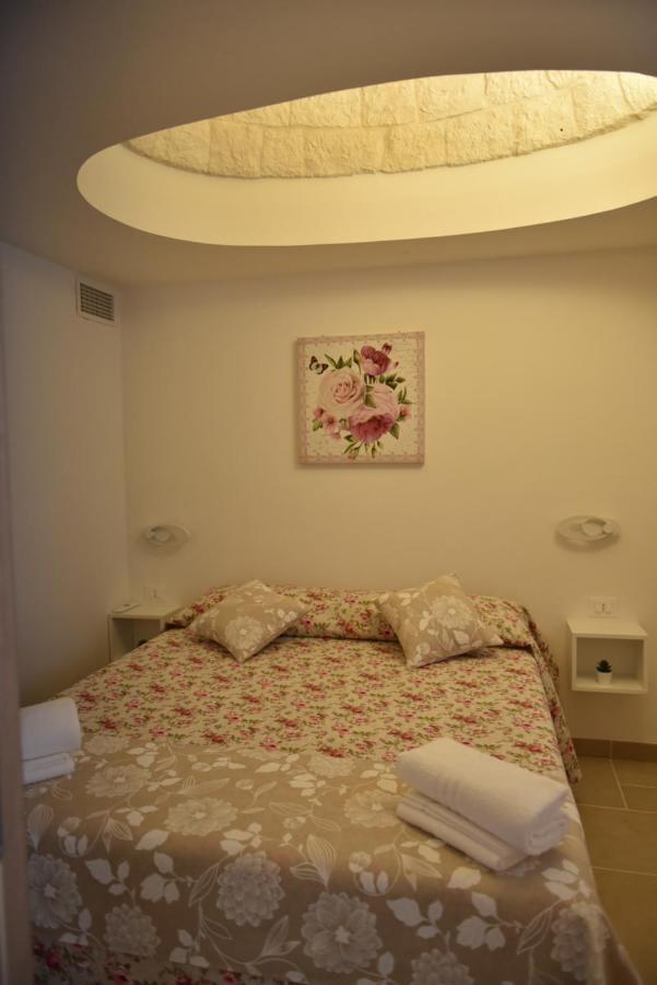 Trulli Dal Sole Alla Luna Vila Martina Franca Exterior foto